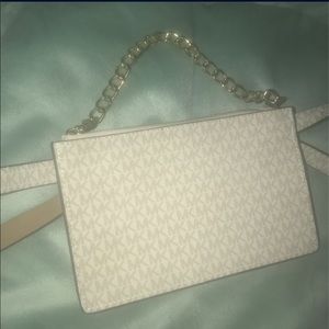 Micheal kors purse